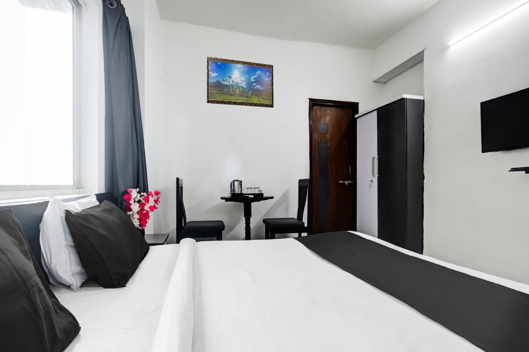 Super Hotel O Indraprasth Indore Extérieur photo